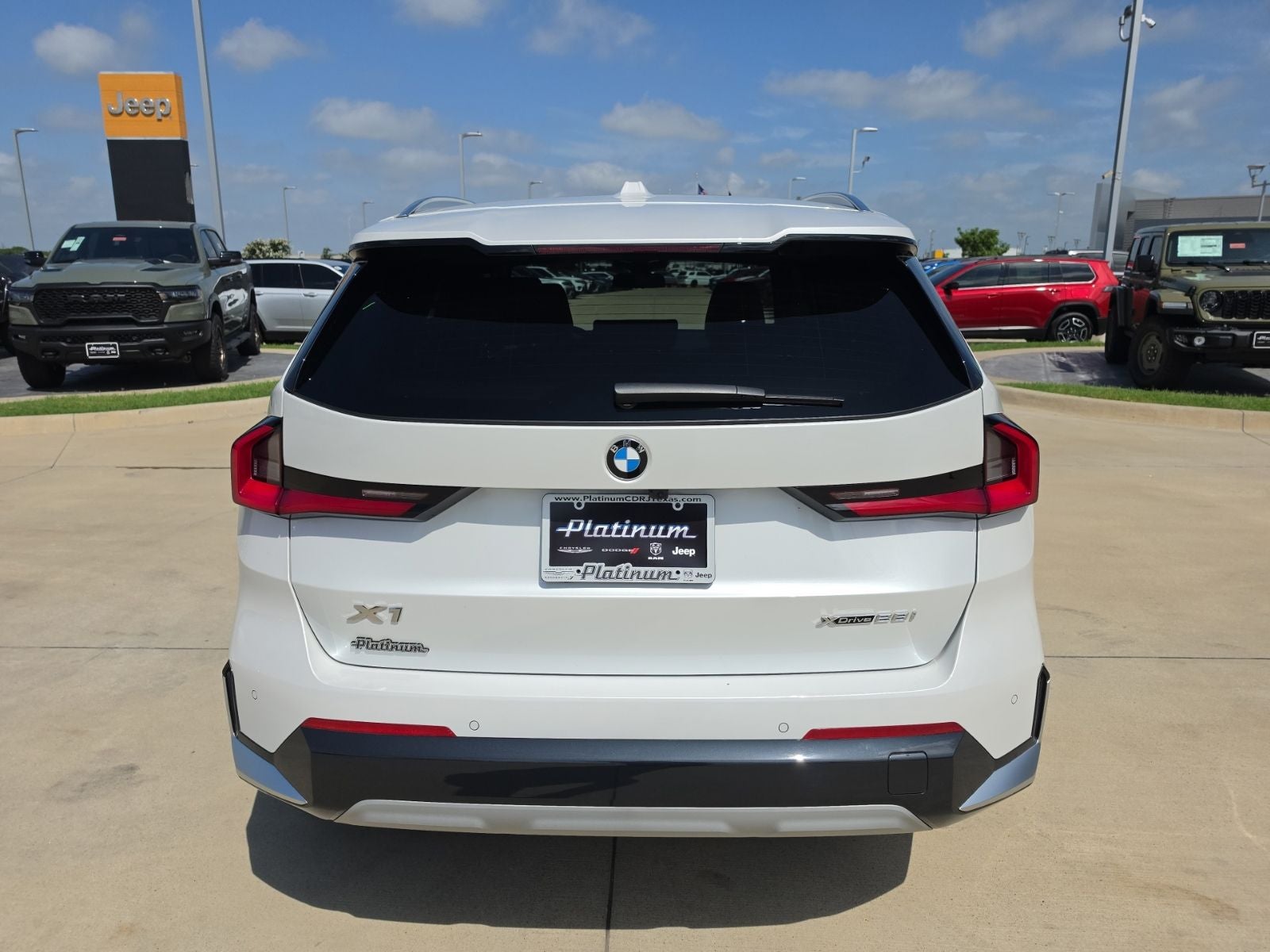 2025 BMW X1 xDrive28i