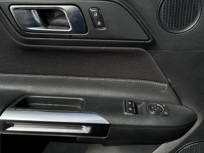 2022 Ford Mustang EcoBoost