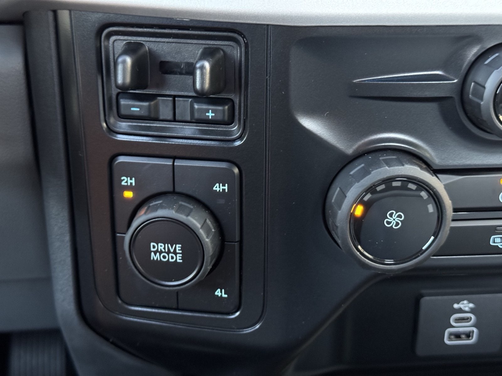 2026 Ford F-600SD XL Fleet