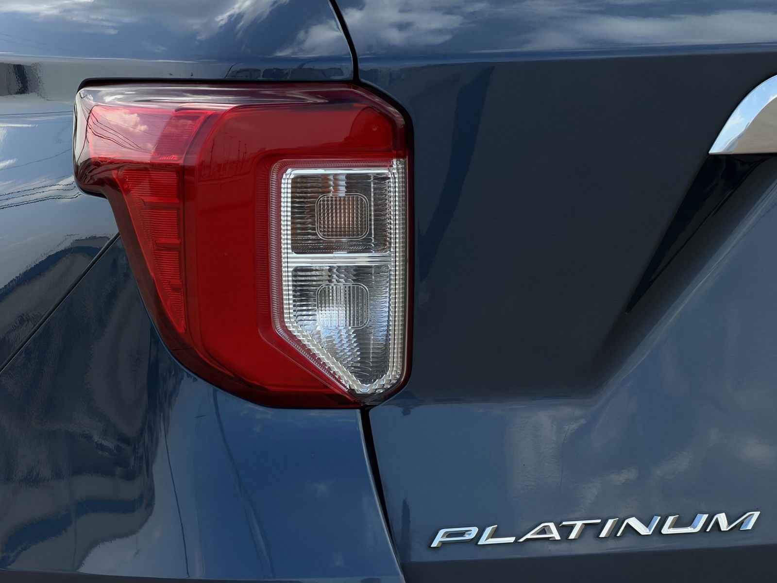 2020 Ford Explorer Platinum