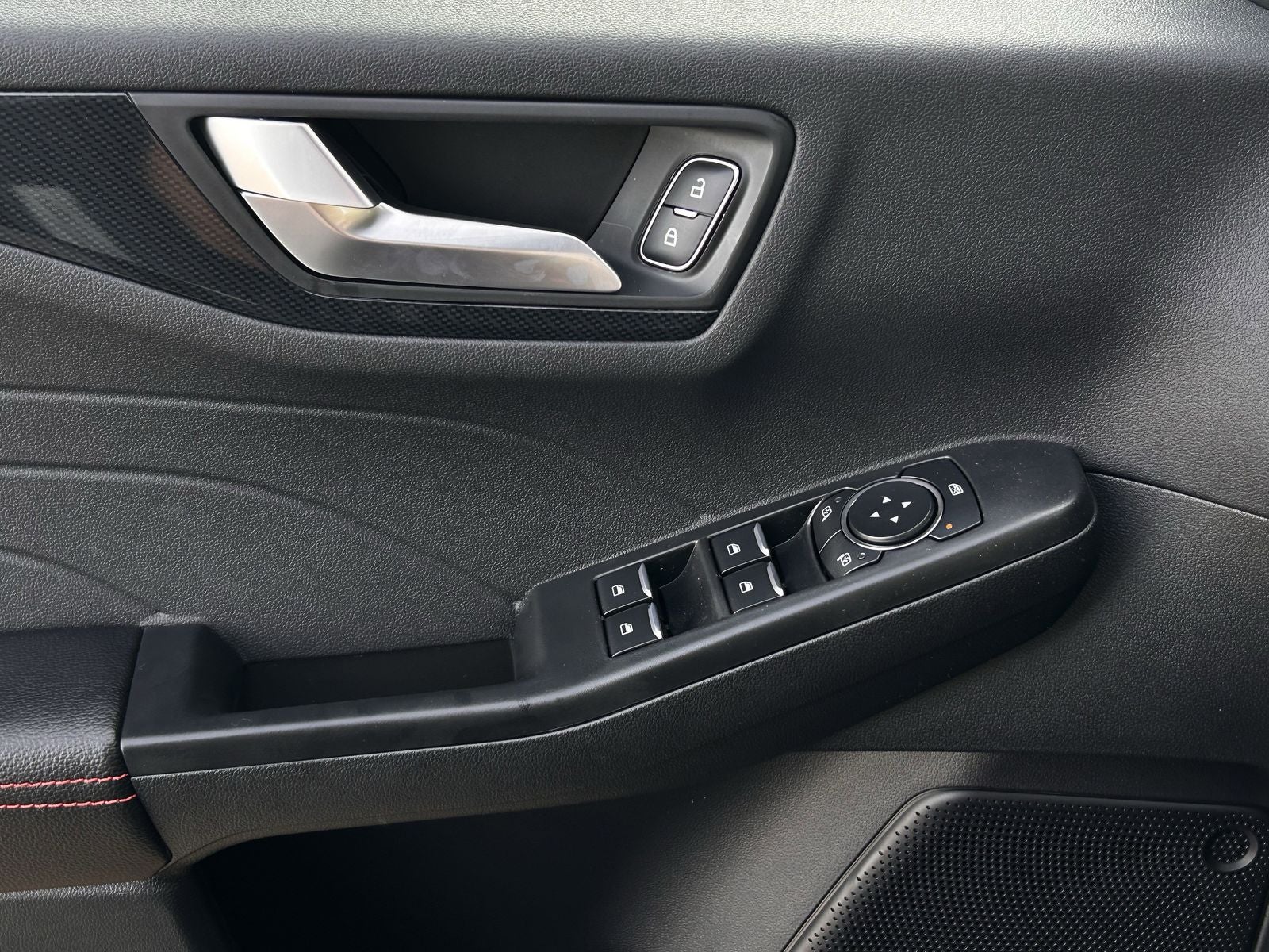 2026 Ford Escape Hybrid ST-Line Select