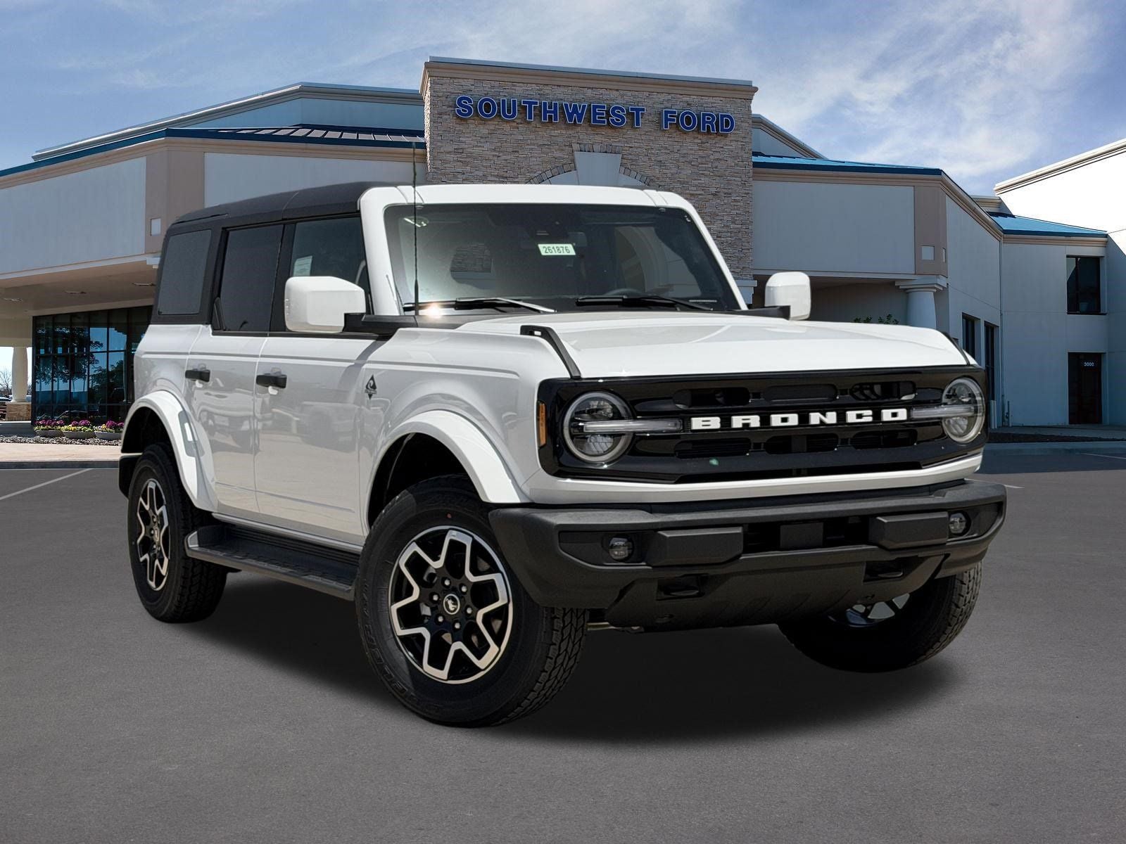 2026 Ford Bronco Outer Banks