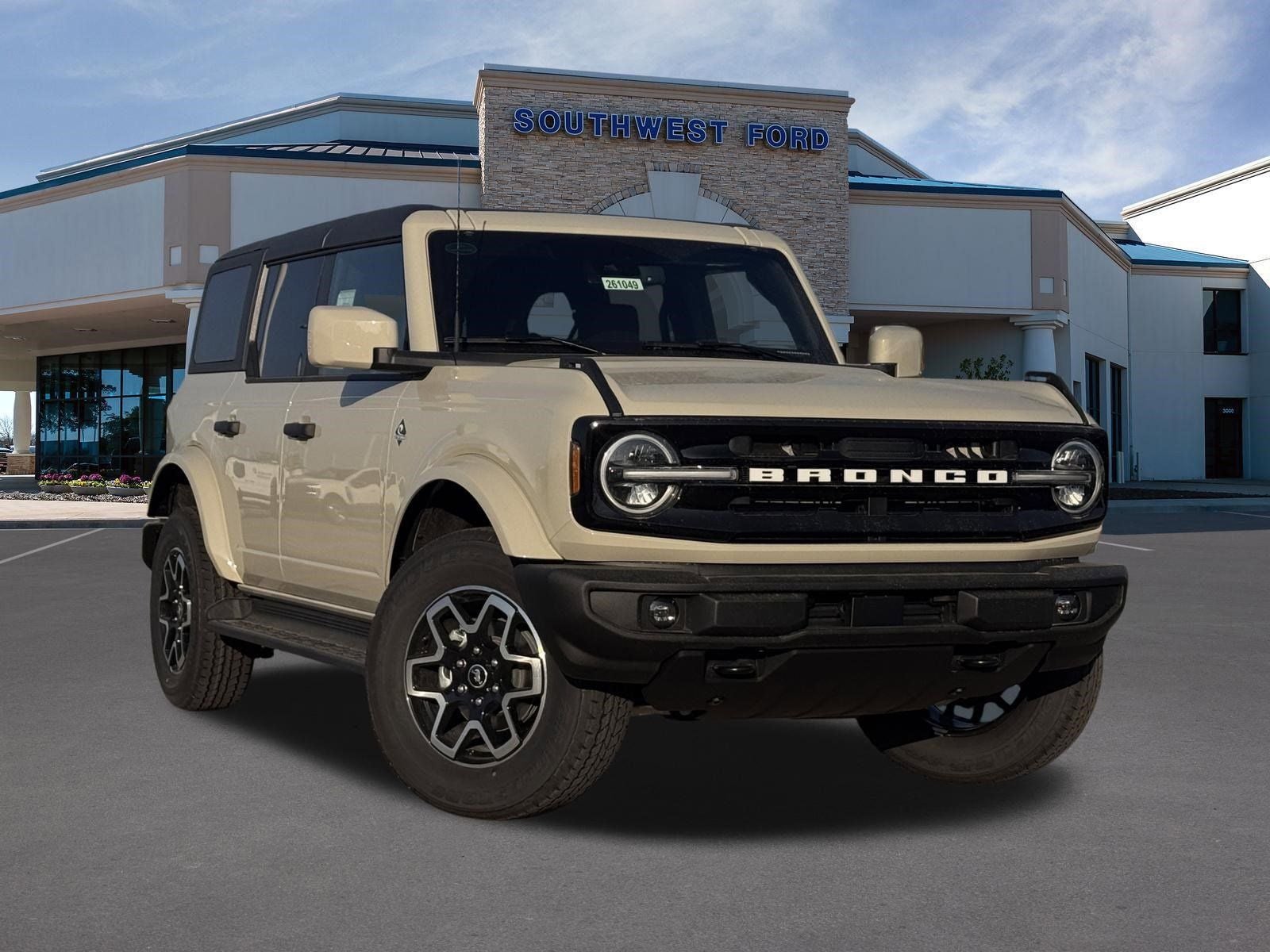 2026 Ford Bronco Outer Banks