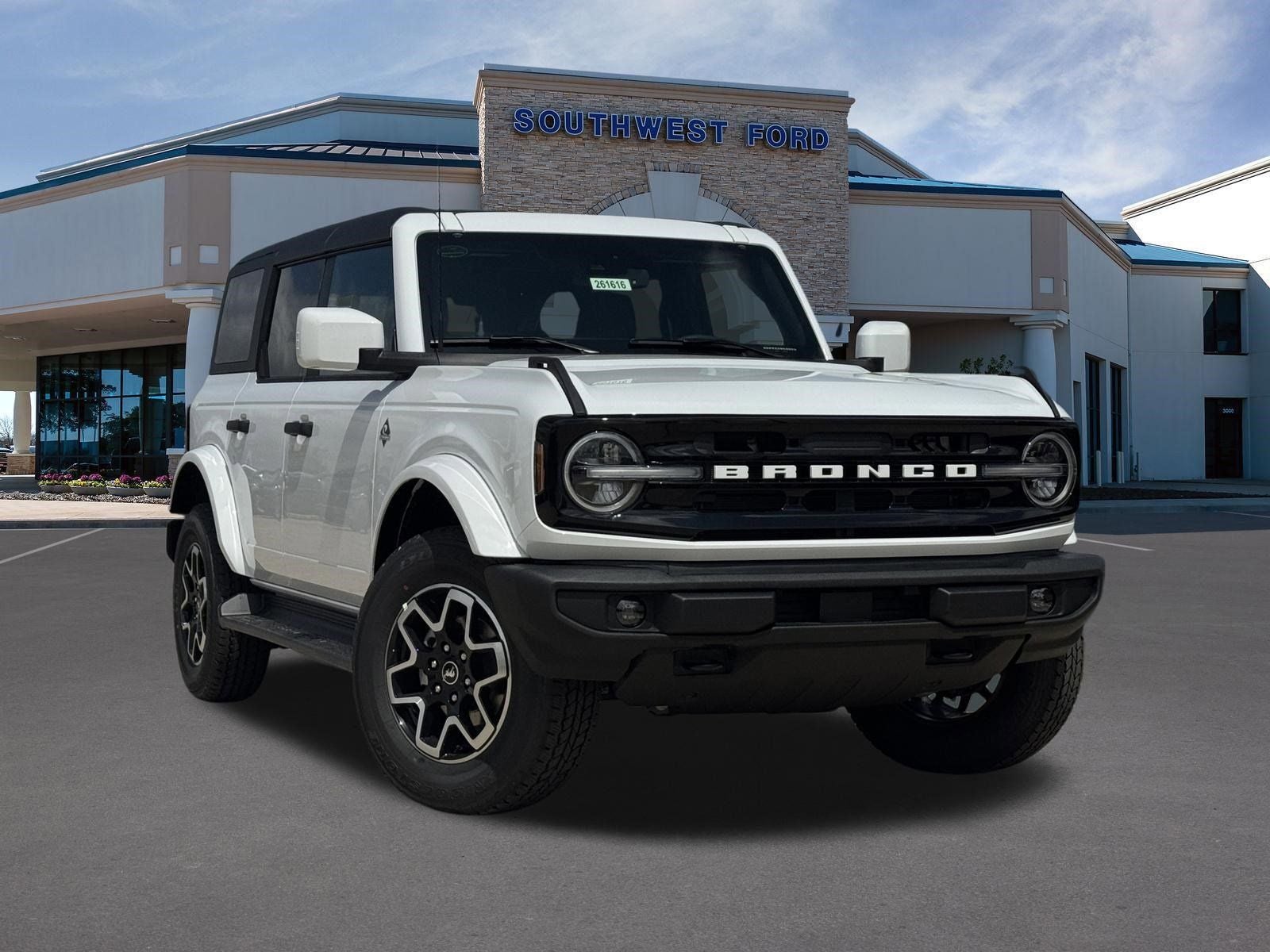 2026 Ford Bronco Outer Banks