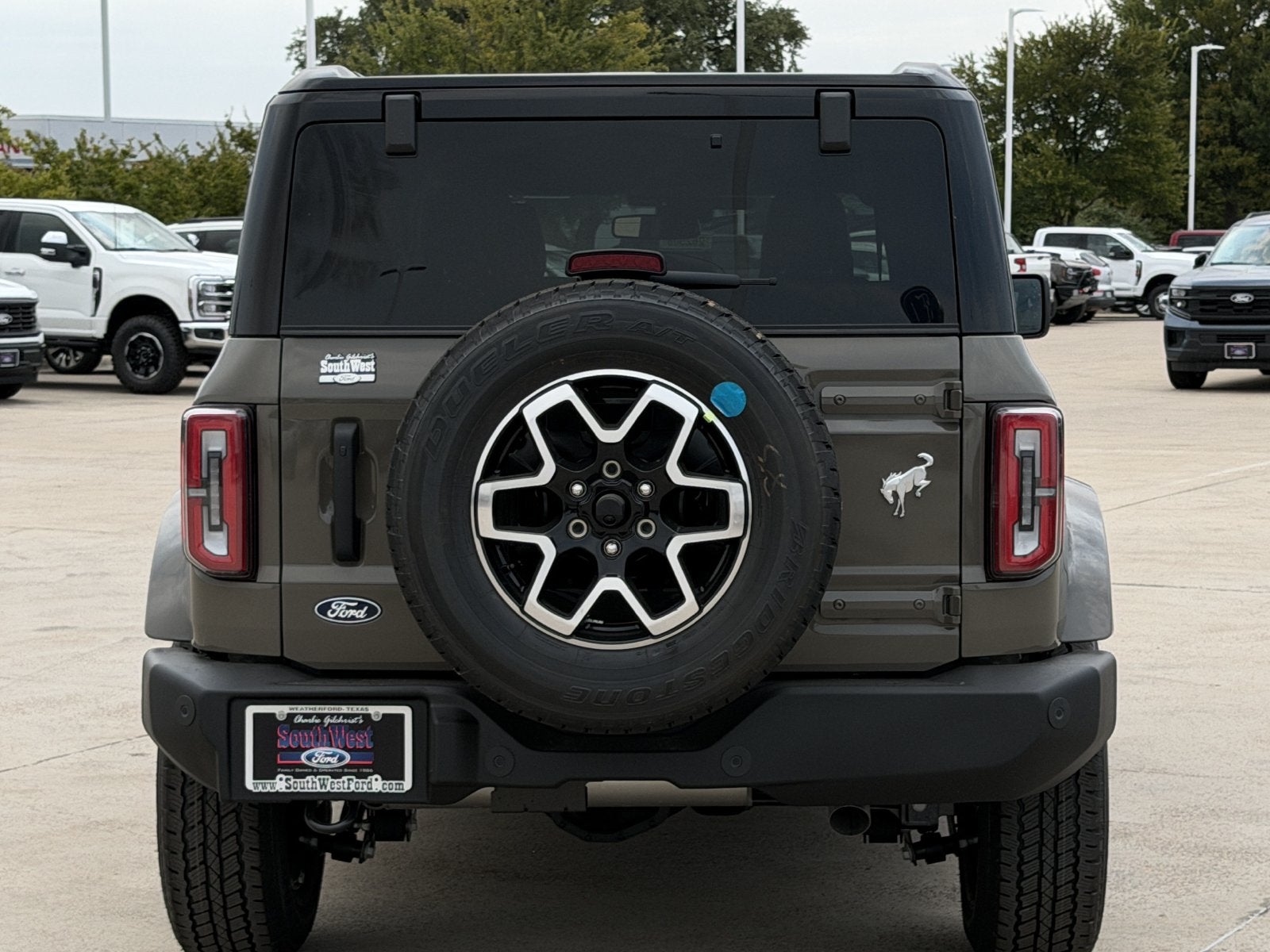 2026 Ford Bronco Outer Banks