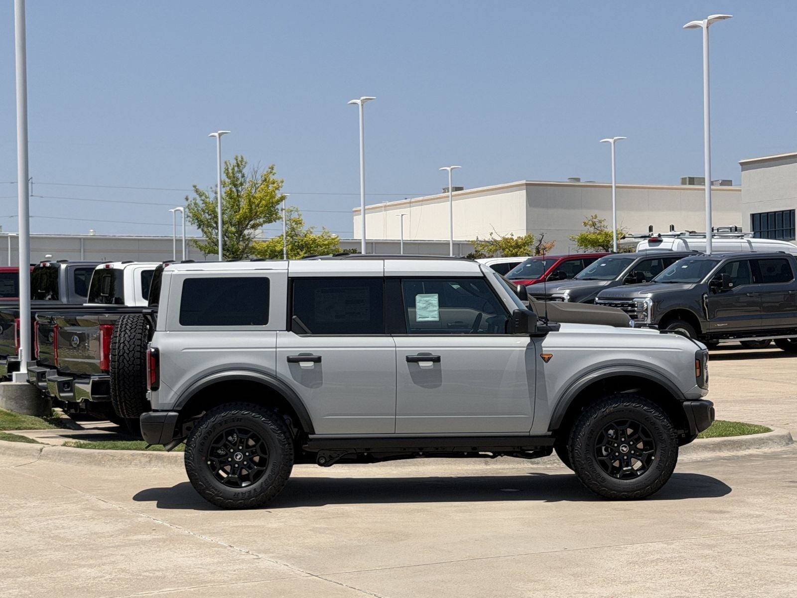 2026 Ford Bronco Badlands