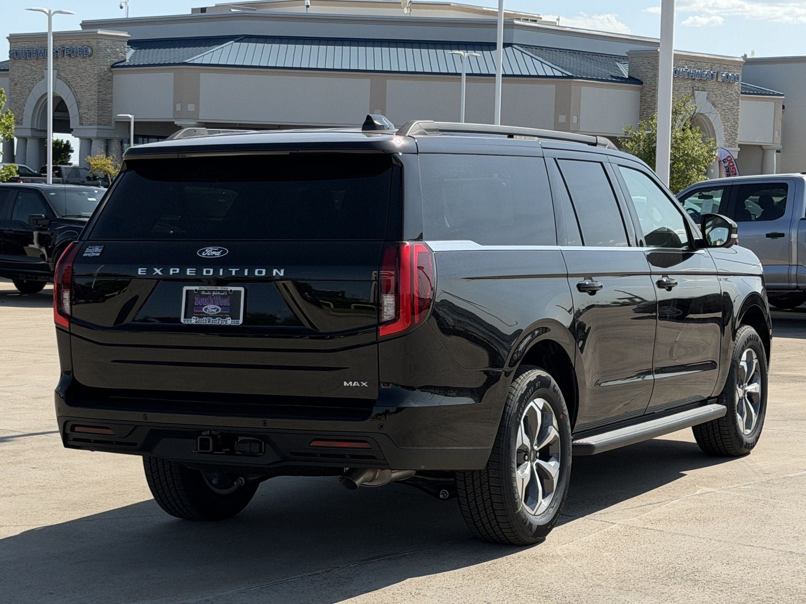 2027 Ford Expedition Max Active