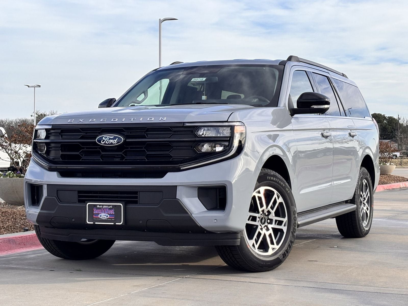 2026 Ford Expedition Max Active