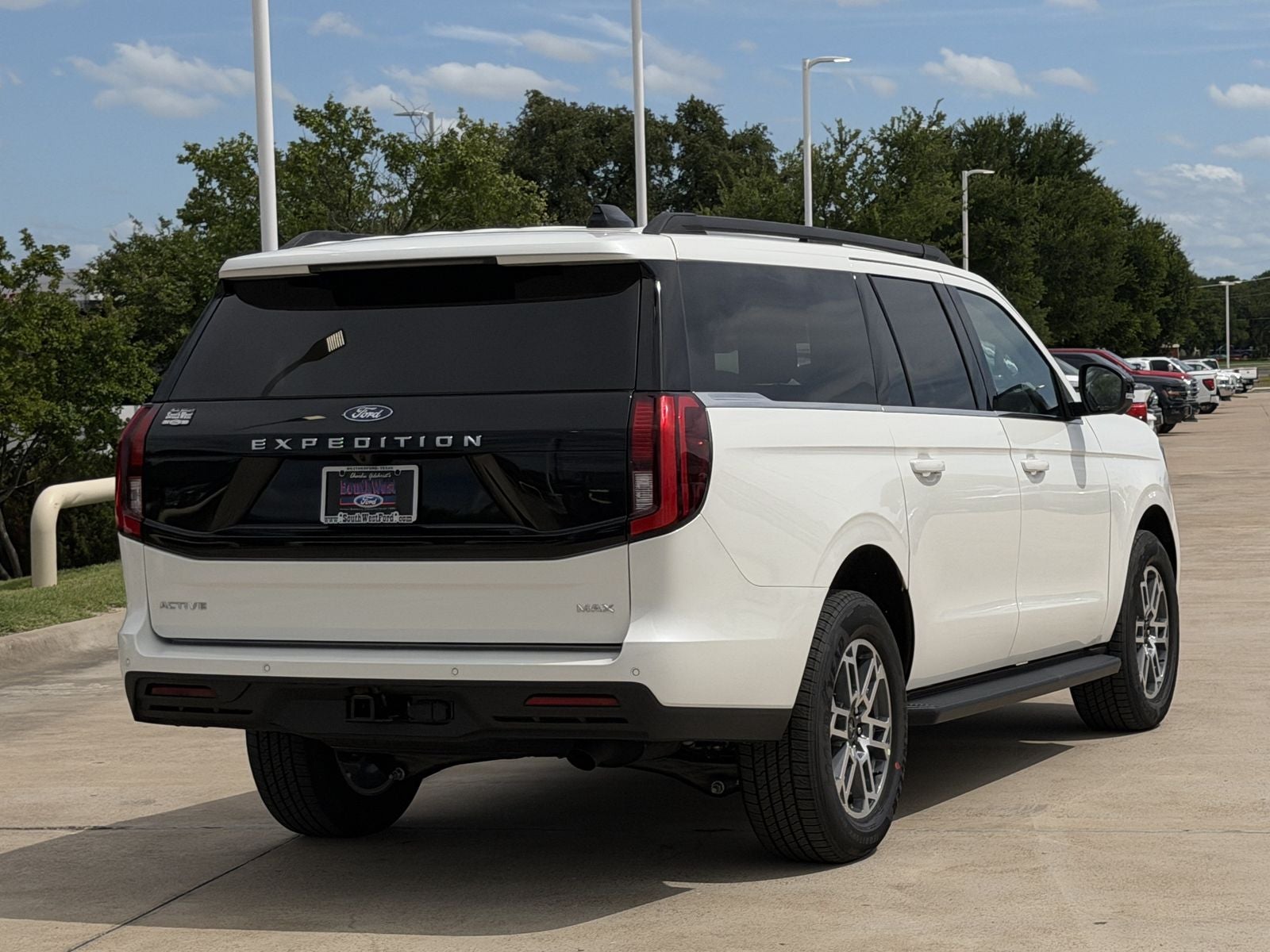 2026 Ford Expedition Max Active