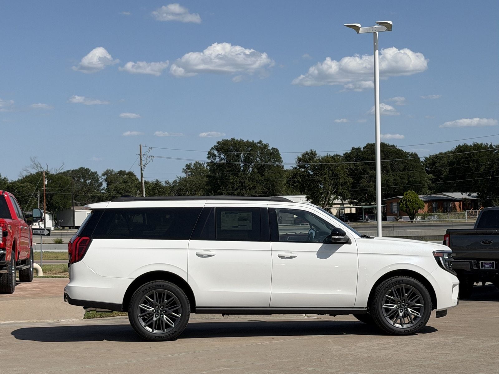 2027 Ford Expedition Max Platinum