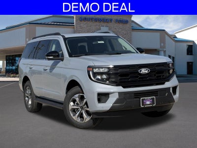2027 Ford Expedition Active