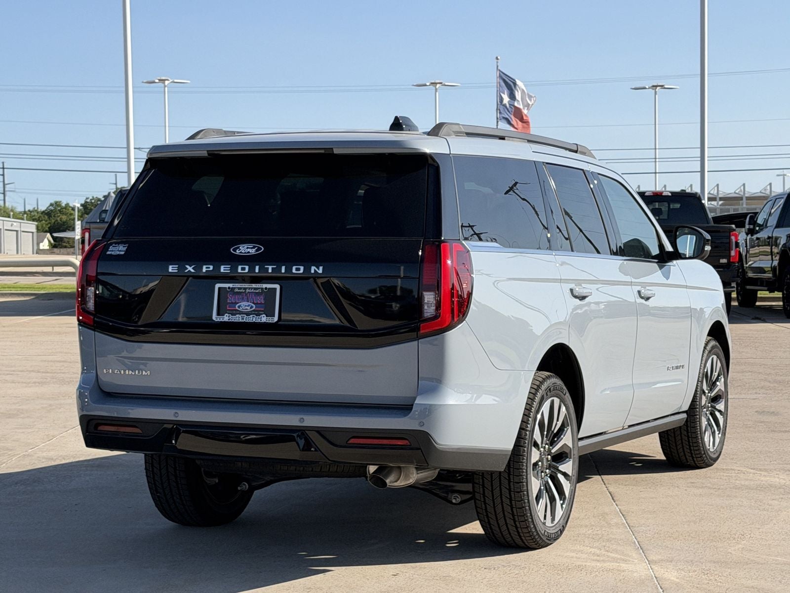 2027 Ford Expedition Platinum