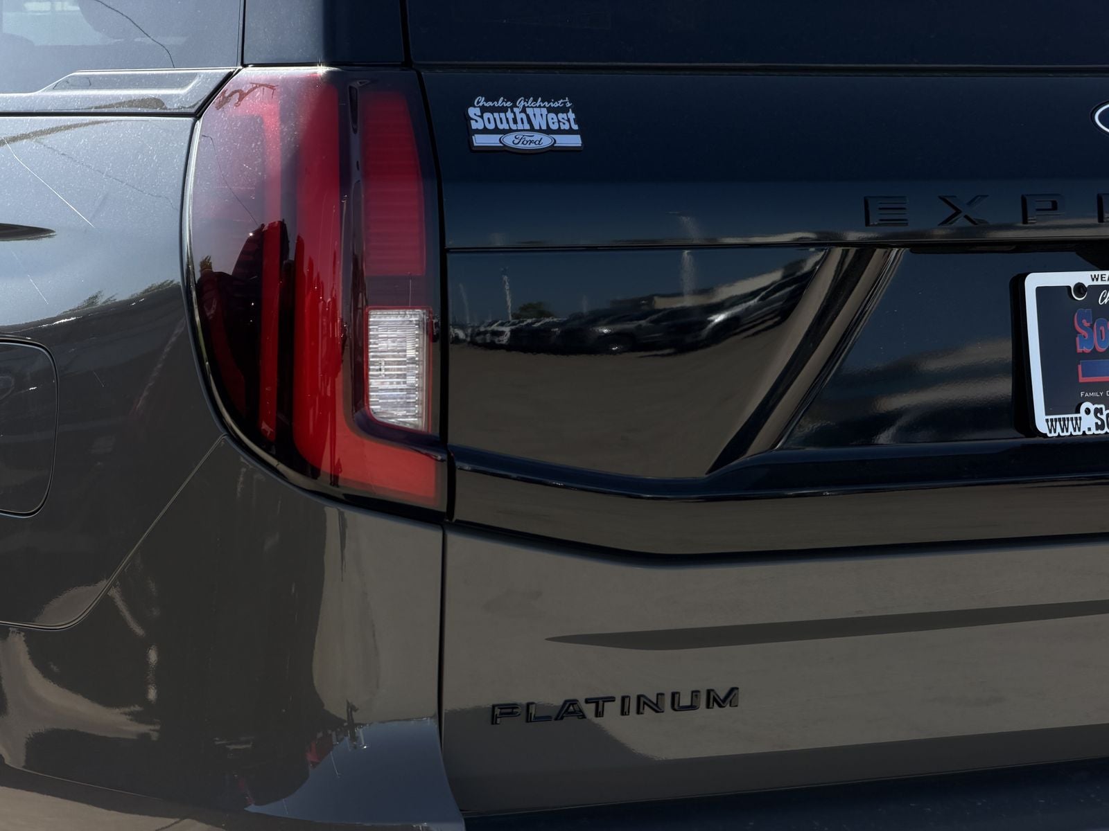 2027 Ford Expedition Platinum