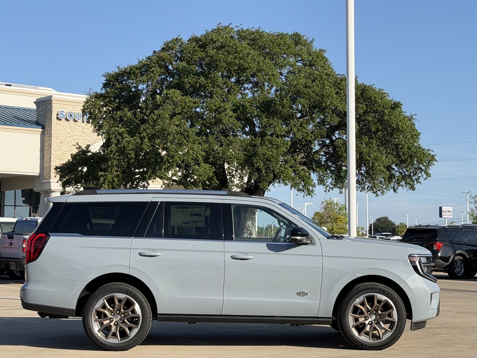 2026 Ford Expedition King Ranch