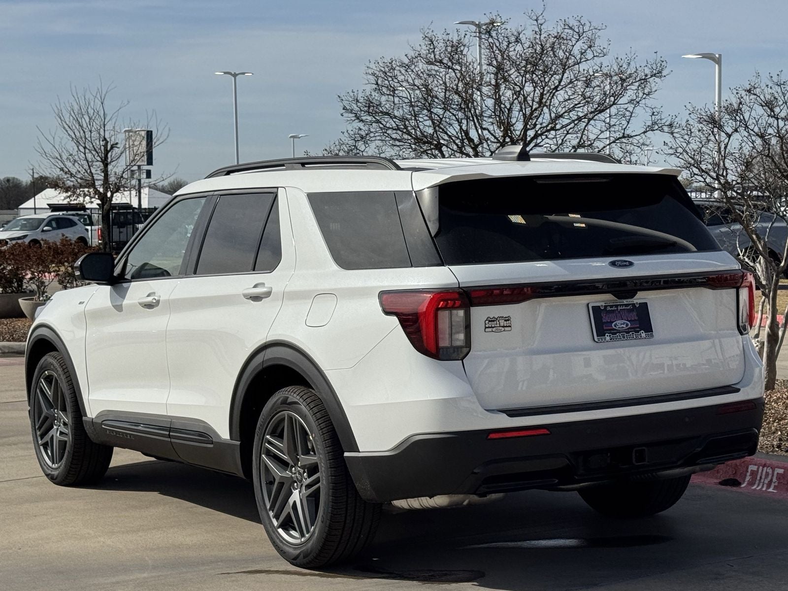 2026 Ford Explorer ST-Line