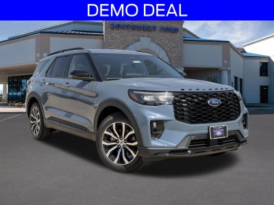 2026 Ford Explorer ST-Line