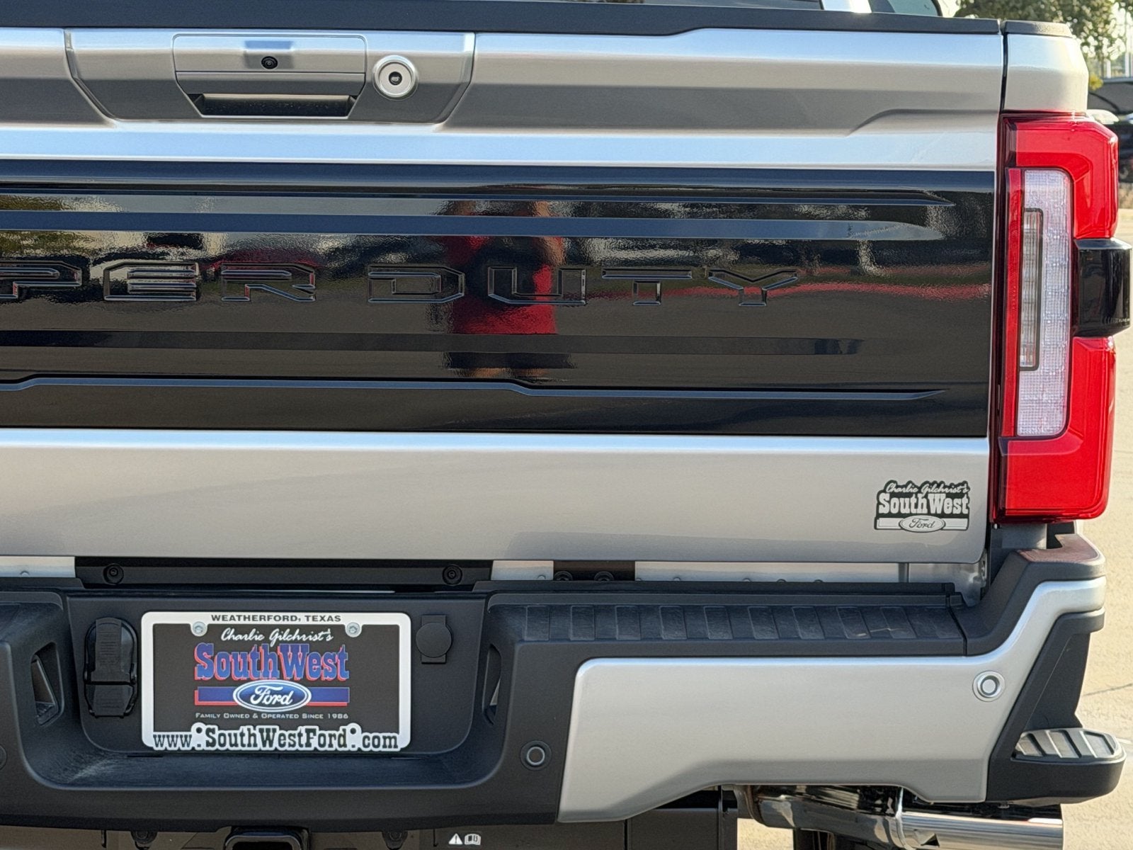2027 Ford F-250SD Platinum