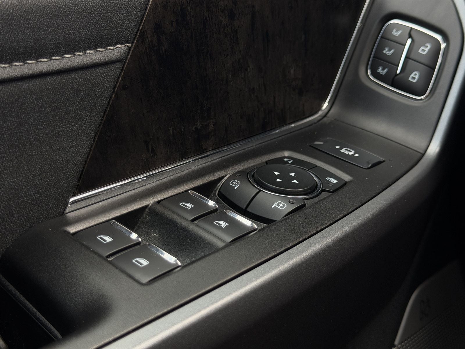 2025 Ford F-250SD F-250® Lariat®
