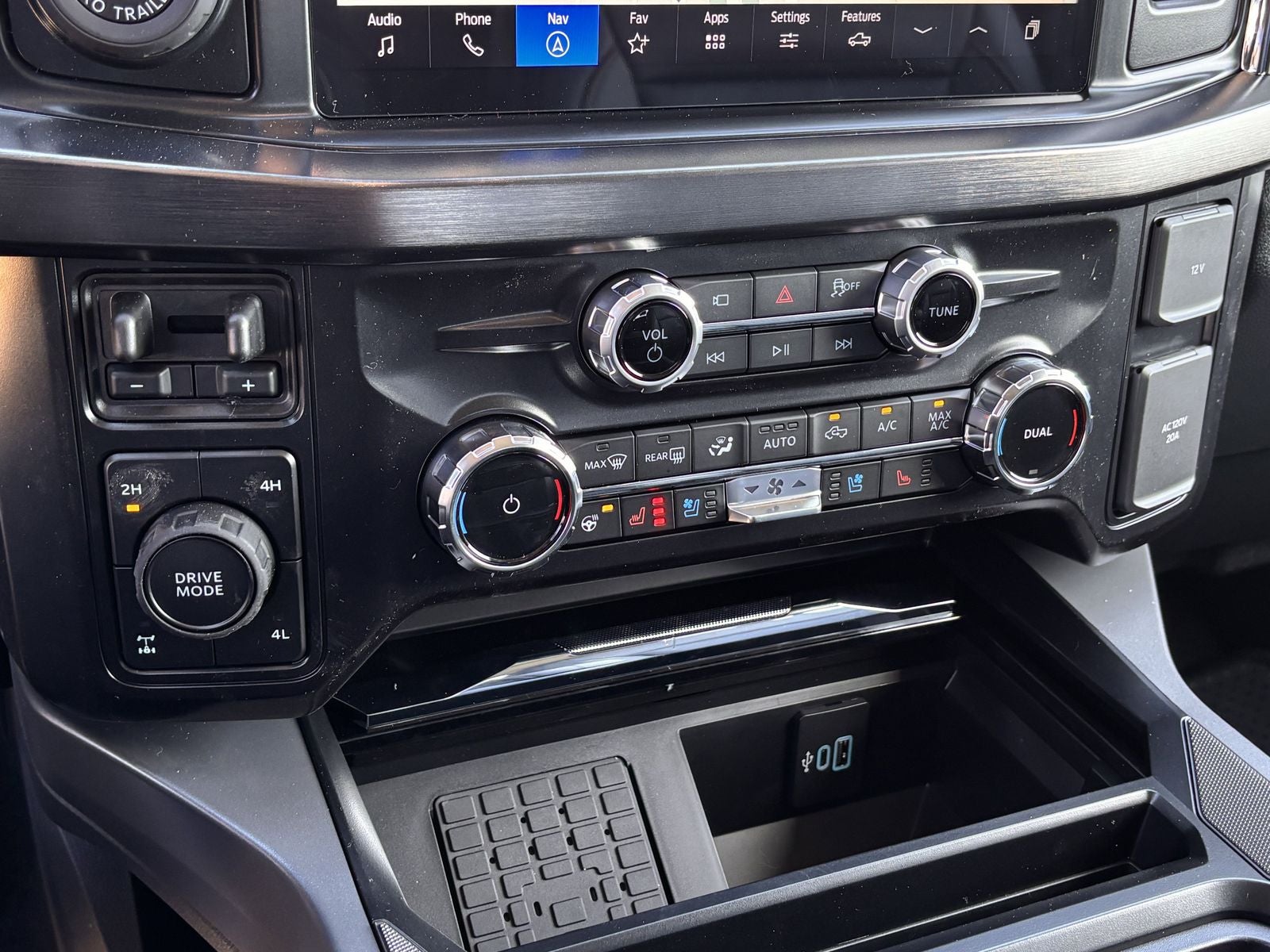 2026 Ford F-250SD F-250® Lariat®