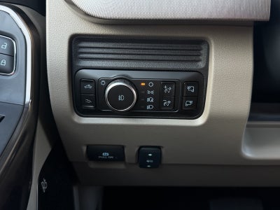 2027 Ford F-350SD Platinum