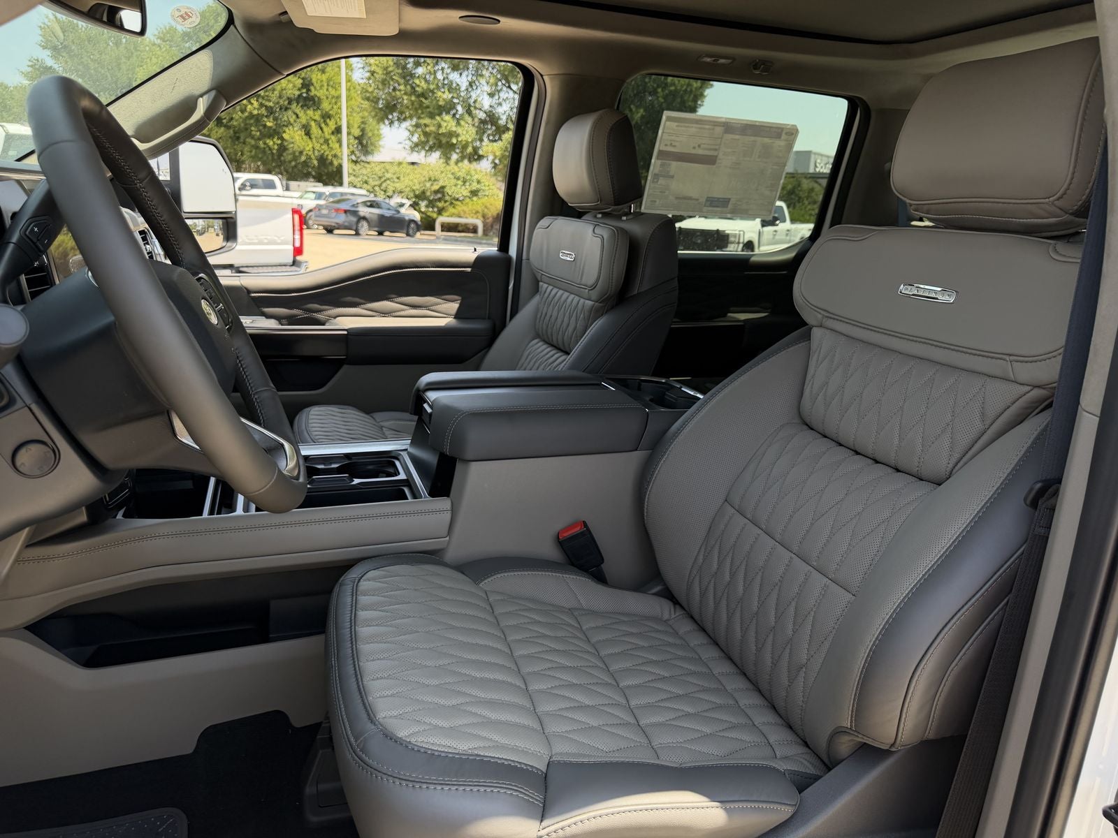 2026 Ford F-350SD Platinum DRW