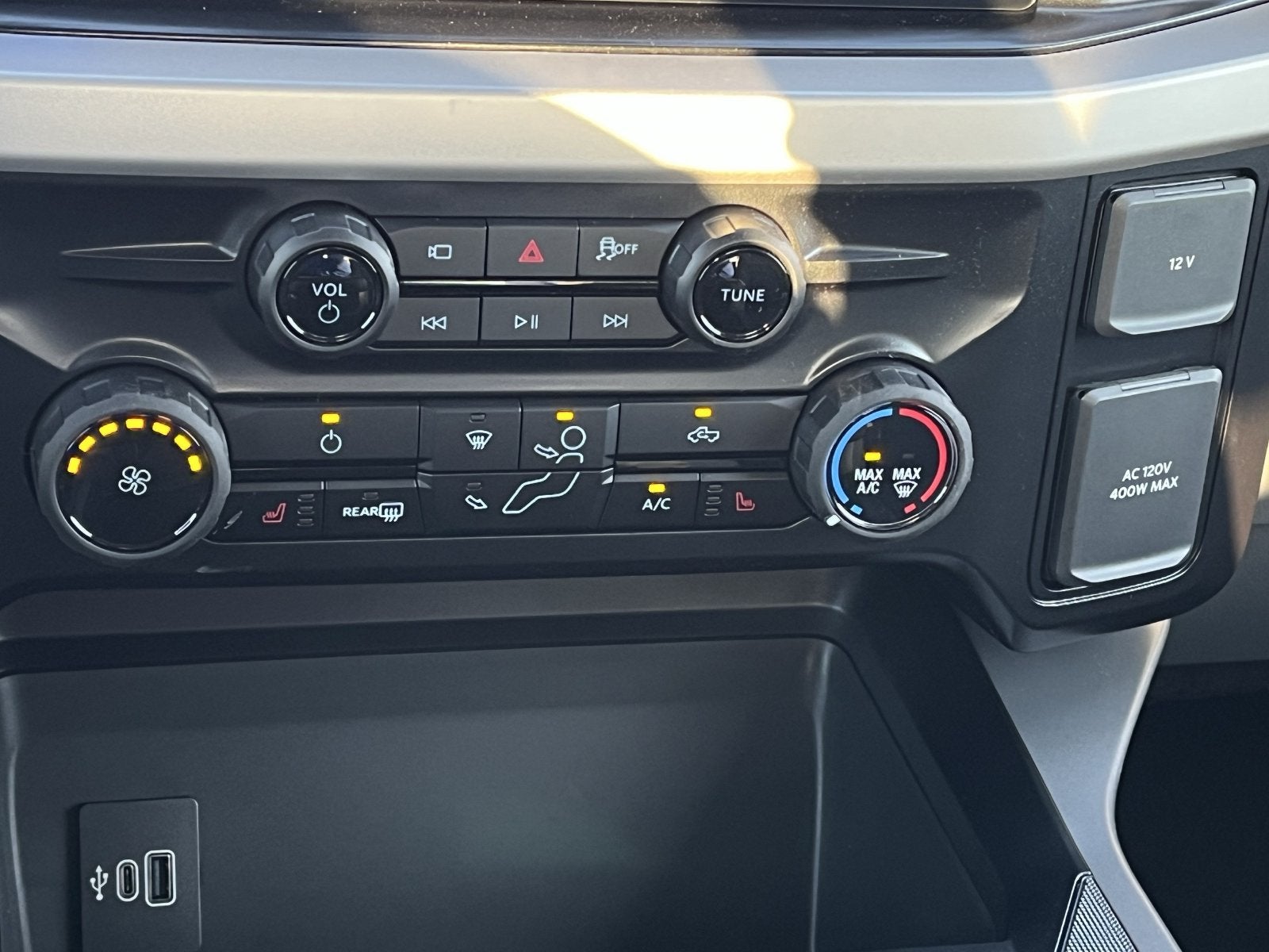 2027 Ford F-350SD XLT DRW