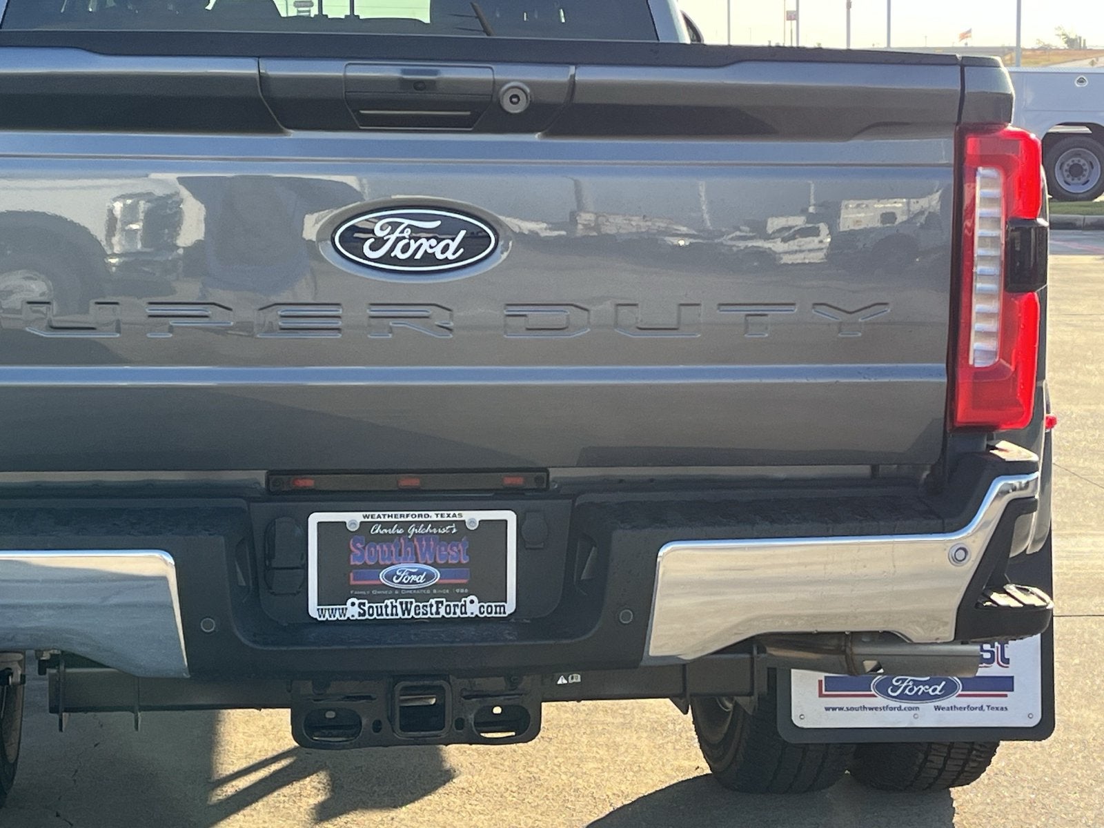 2027 Ford F-350SD XLT DRW