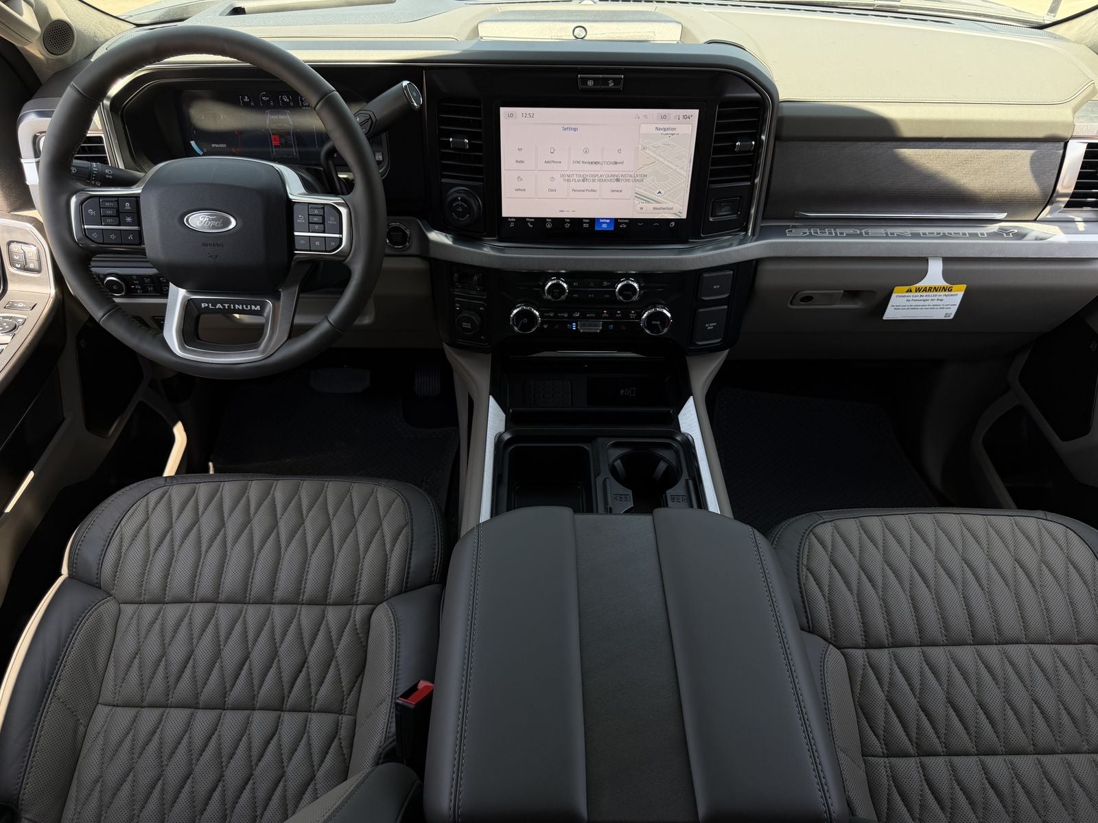 2026 Ford F-350SD Platinum DRW