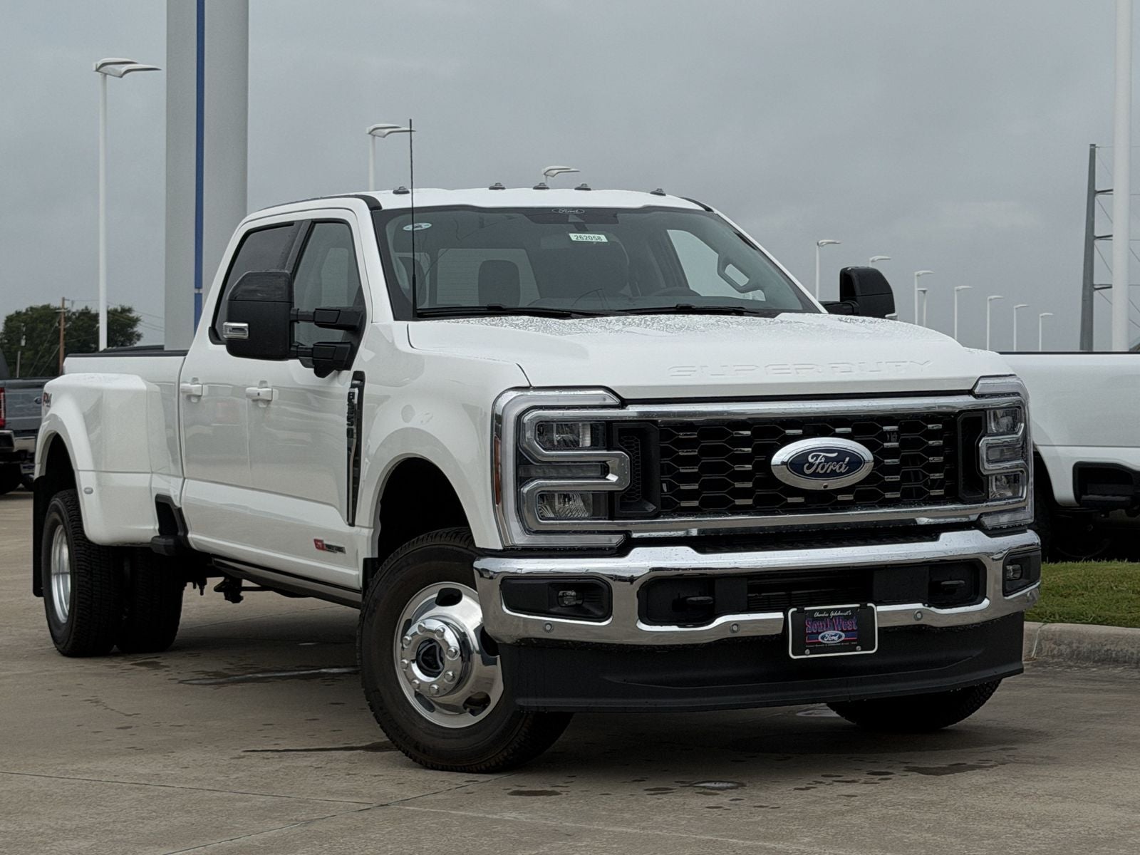 2026 Ford F-350SD Lariat Fleet