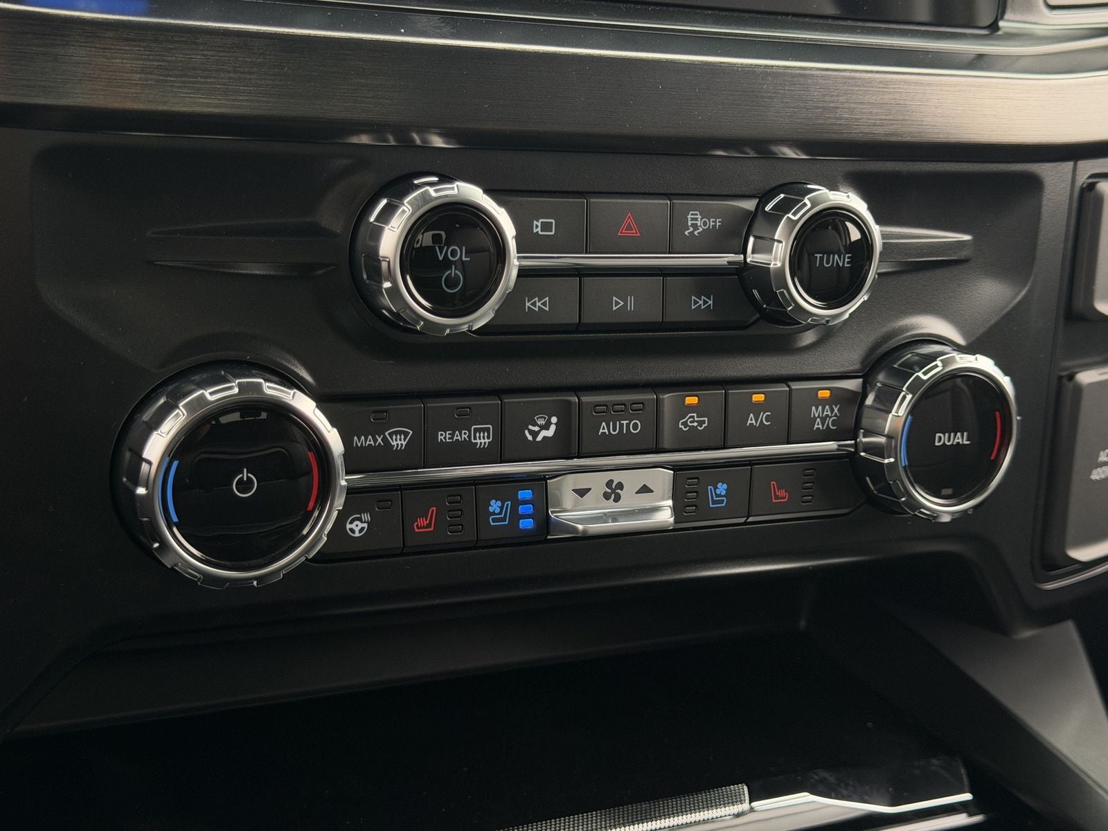 2026 Ford F-350SD Lariat Fleet