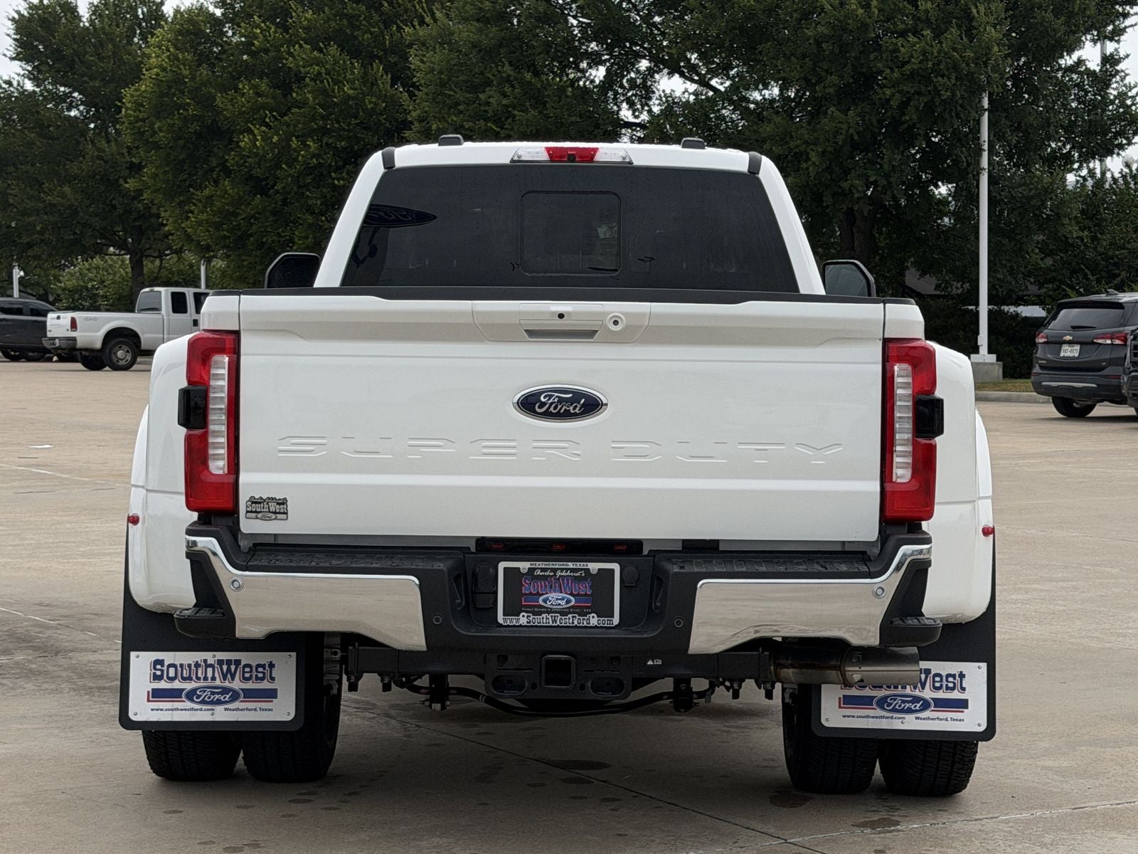 2026 Ford F-350SD Lariat Fleet