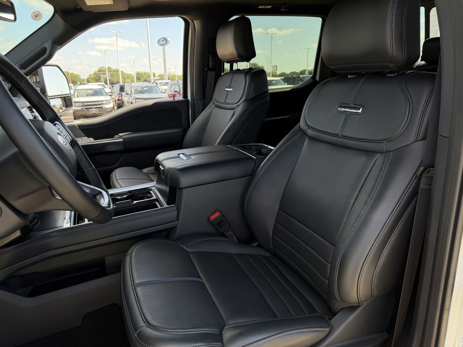 2026 Ford F-350SD Platinum DRW