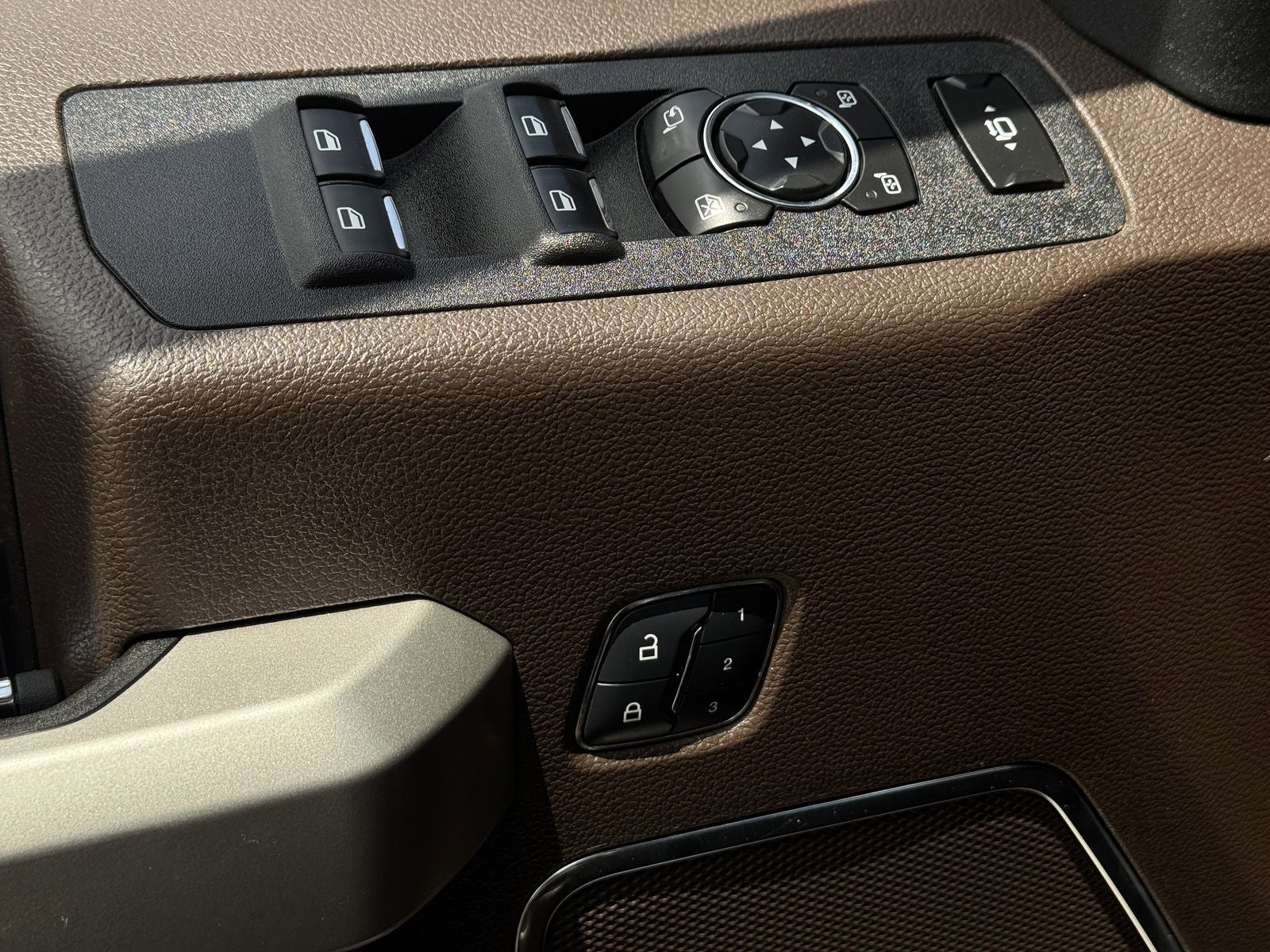 2017 Ford F-350SD King Ranch DRW