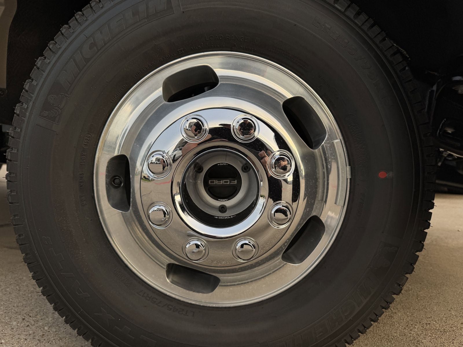 2026 Ford F-350SD Lariat DRW