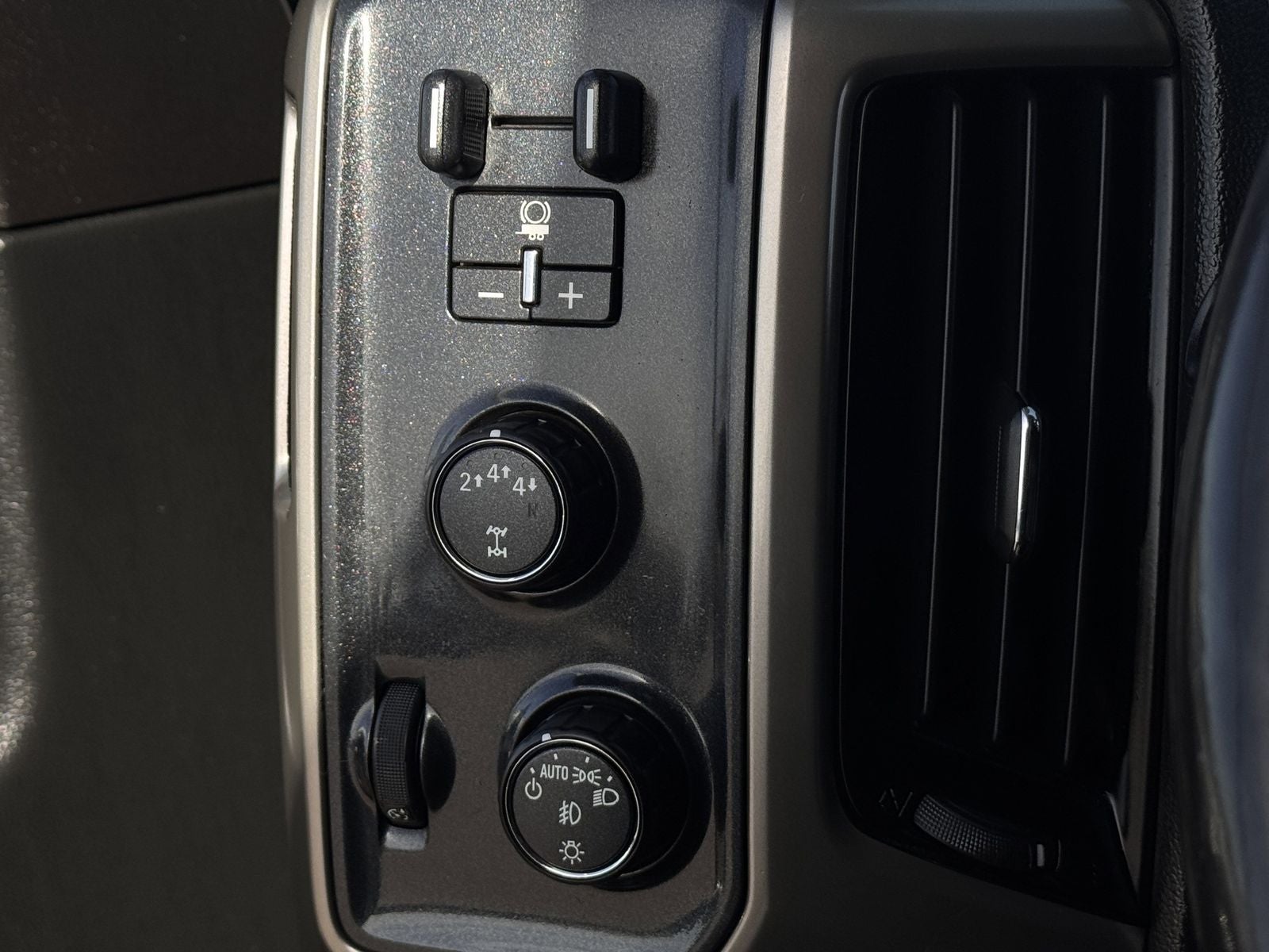 2018 Chevrolet Silverado 3500HD High Country