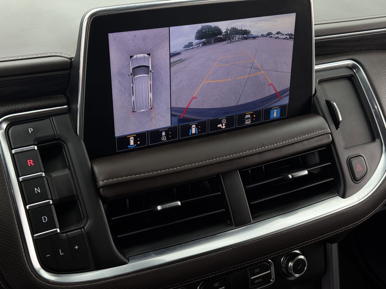 2021 GMC Yukon XL SLT