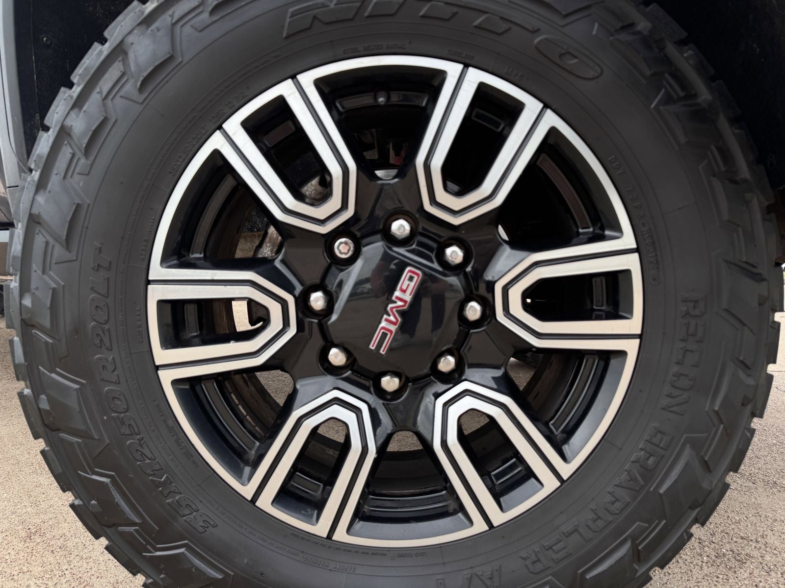 2023 GMC Sierra 2500HD AT4
