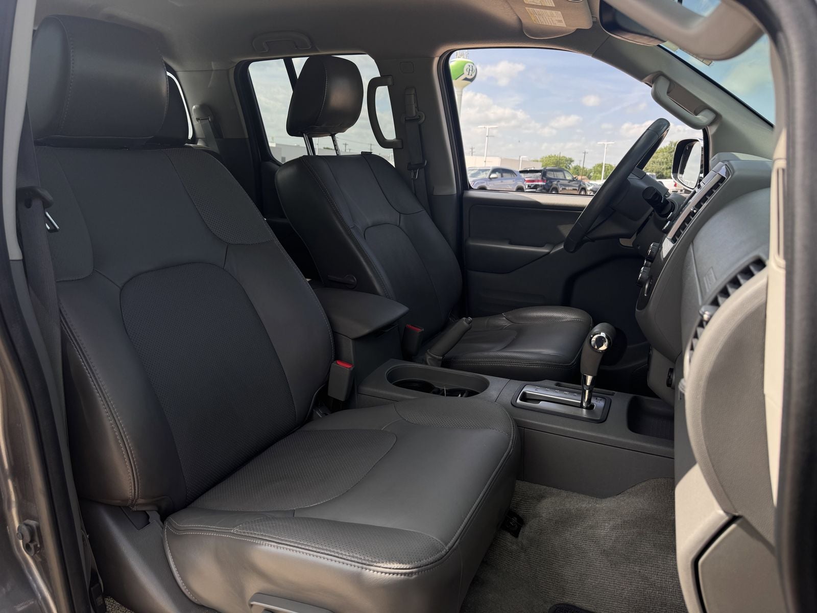 2016 Nissan Frontier SL