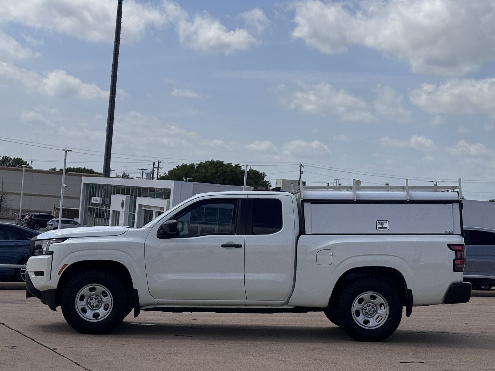 2023 Nissan Frontier S