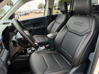 2025 Ford Maverick Lobo Standard