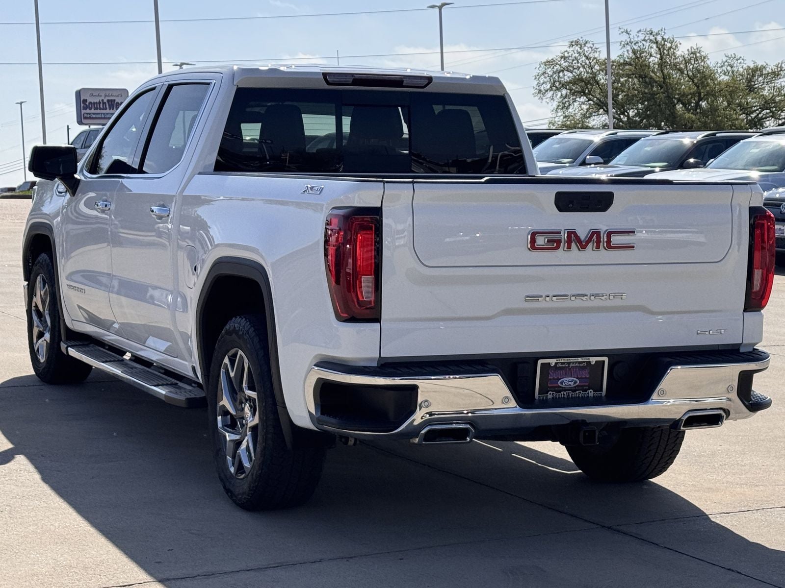 2023 GMC Sierra 1500 SLT