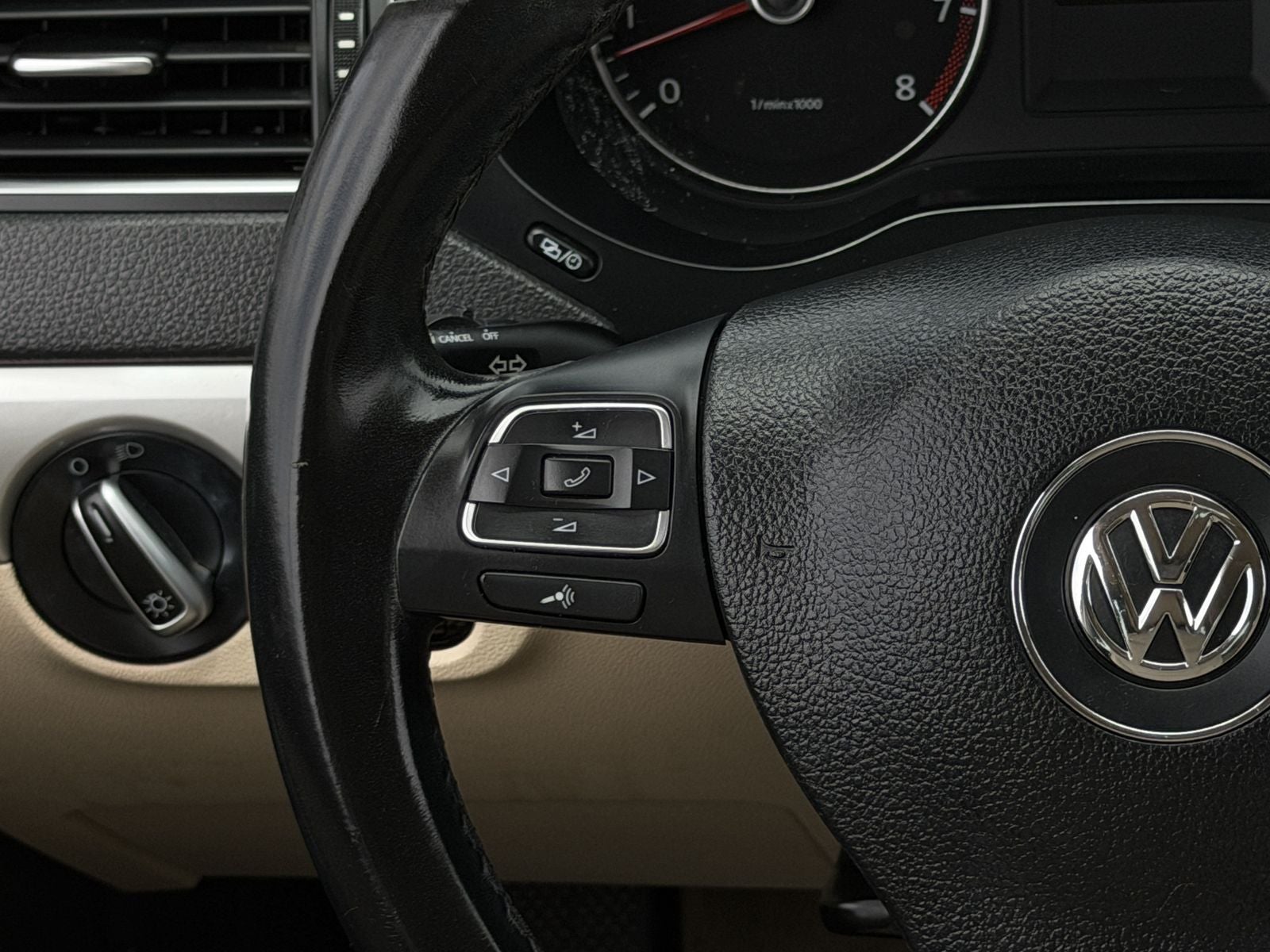 2013 Volkswagen Jetta 2.5L SE Convenience & Sunroof