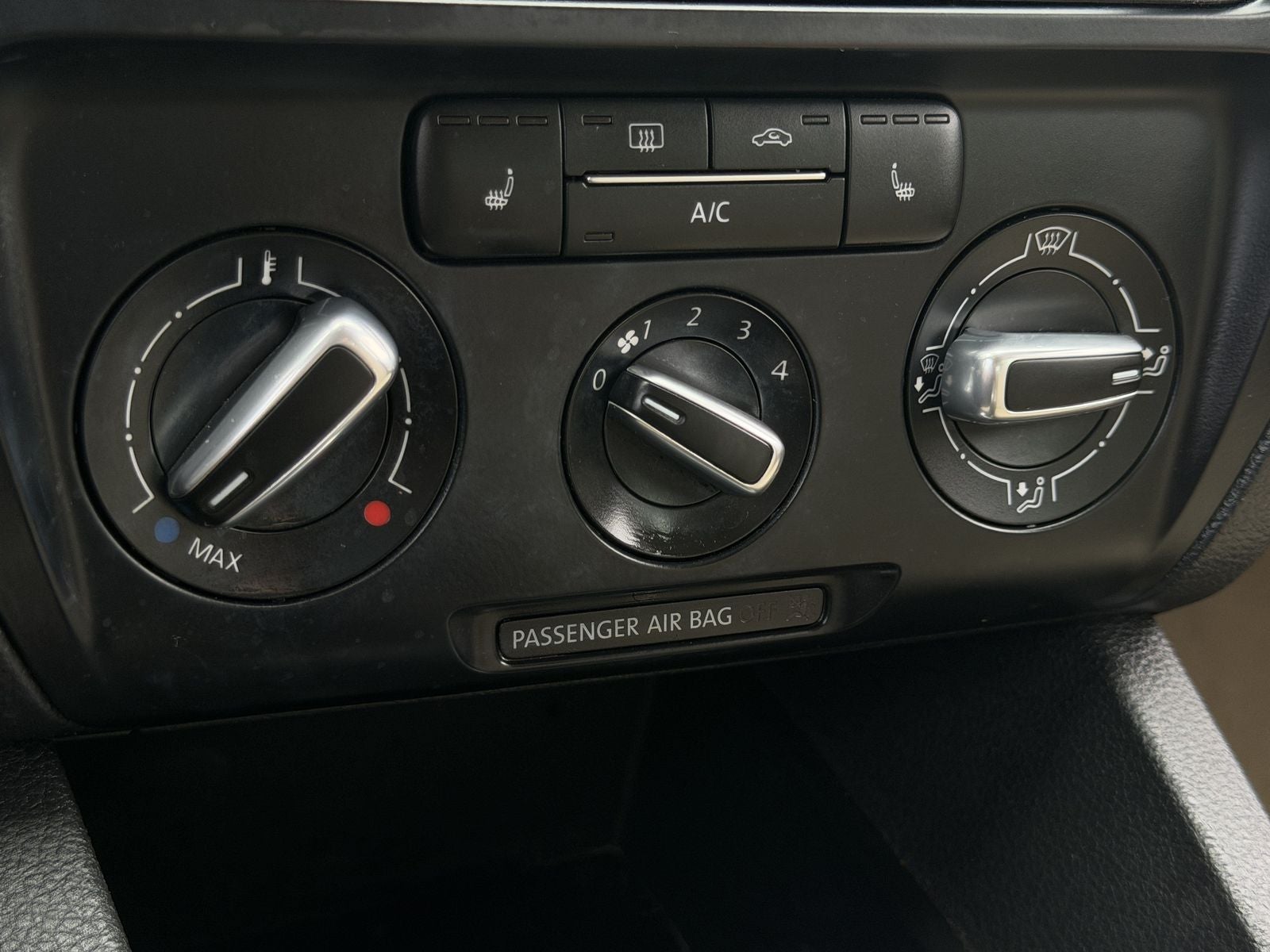 2013 Volkswagen Jetta 2.5L SE Convenience & Sunroof