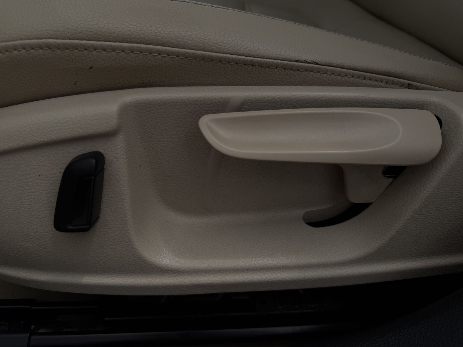 2013 Volkswagen Jetta 2.5L SE Convenience & Sunroof