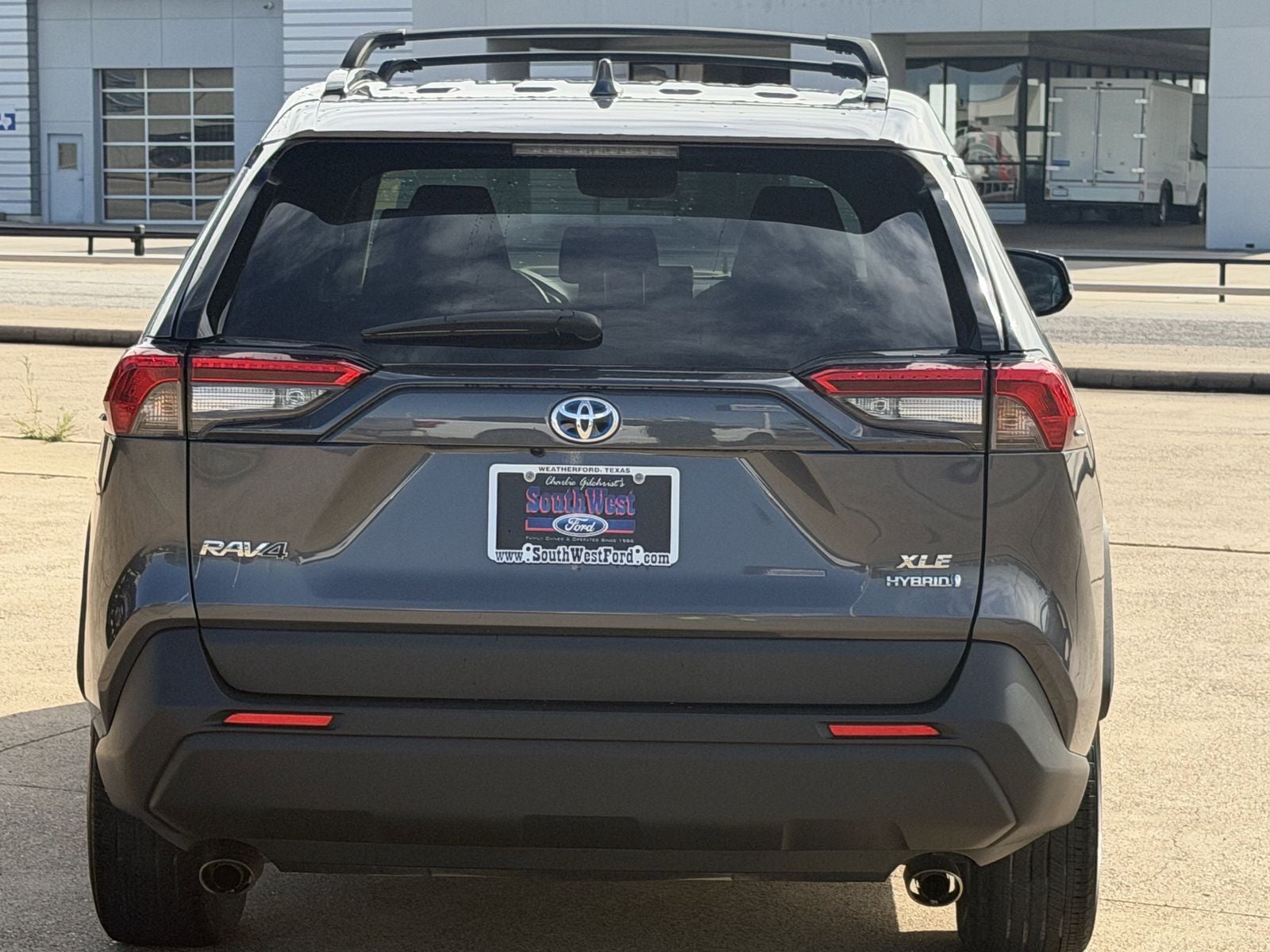 2022 Toyota RAV4 Hybrid XLE