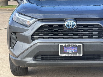 2022 Toyota RAV4 Hybrid XLE
