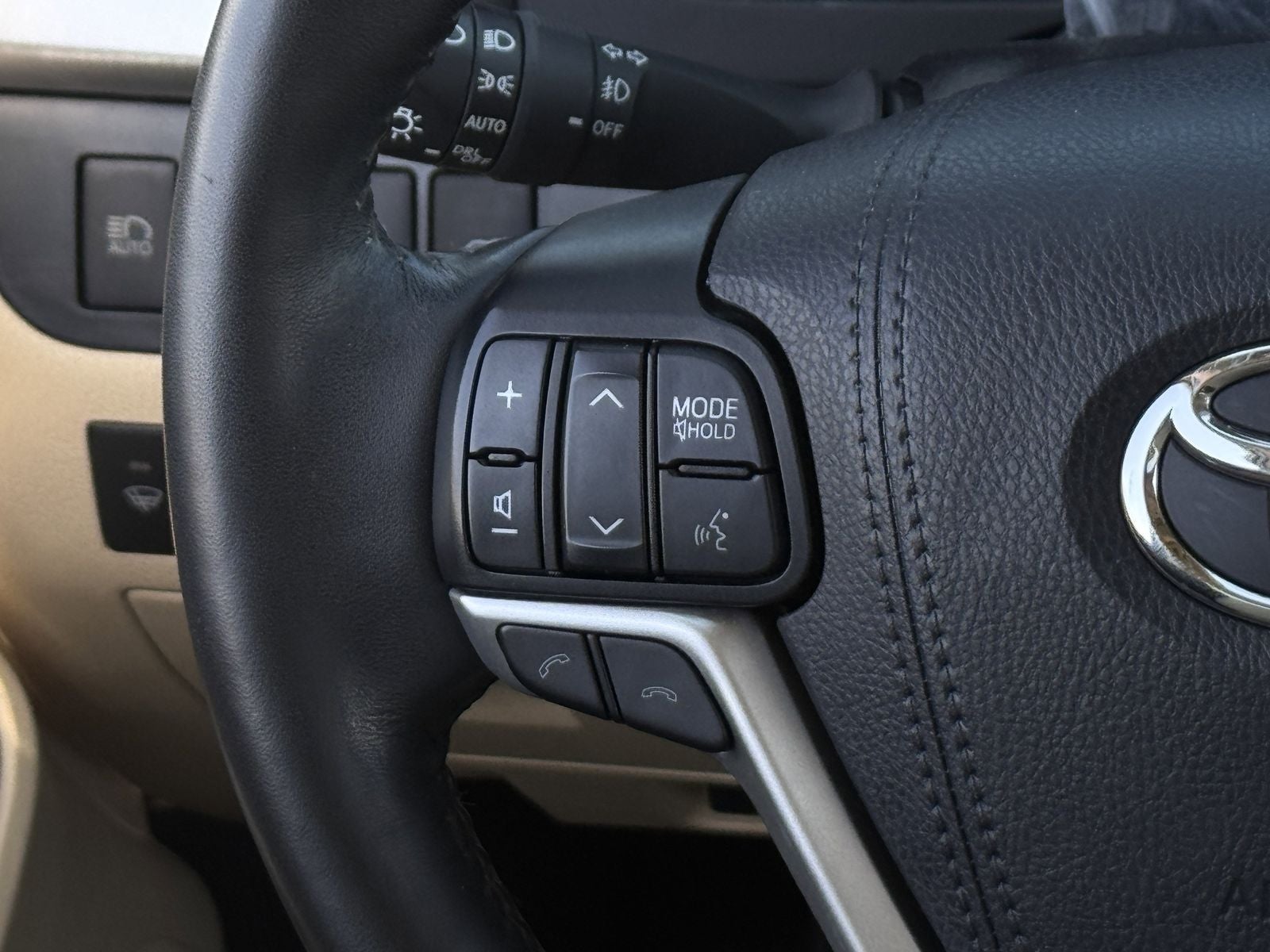 2019 Toyota Highlander Limited Platinum