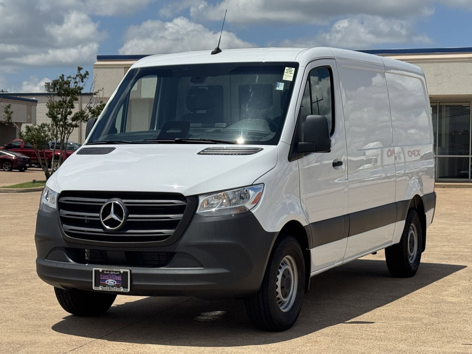 2025 Mercedes-Benz Sprinter 2500 Cargo 144 WB
