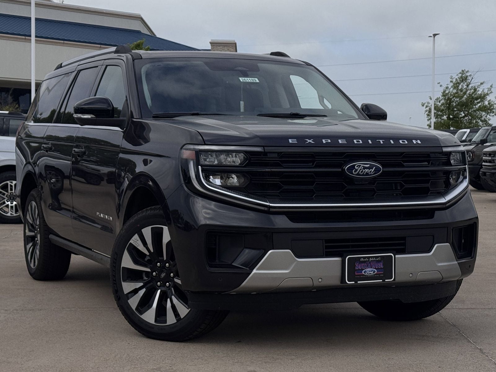 2026 Ford Expedition MAX Platinum®