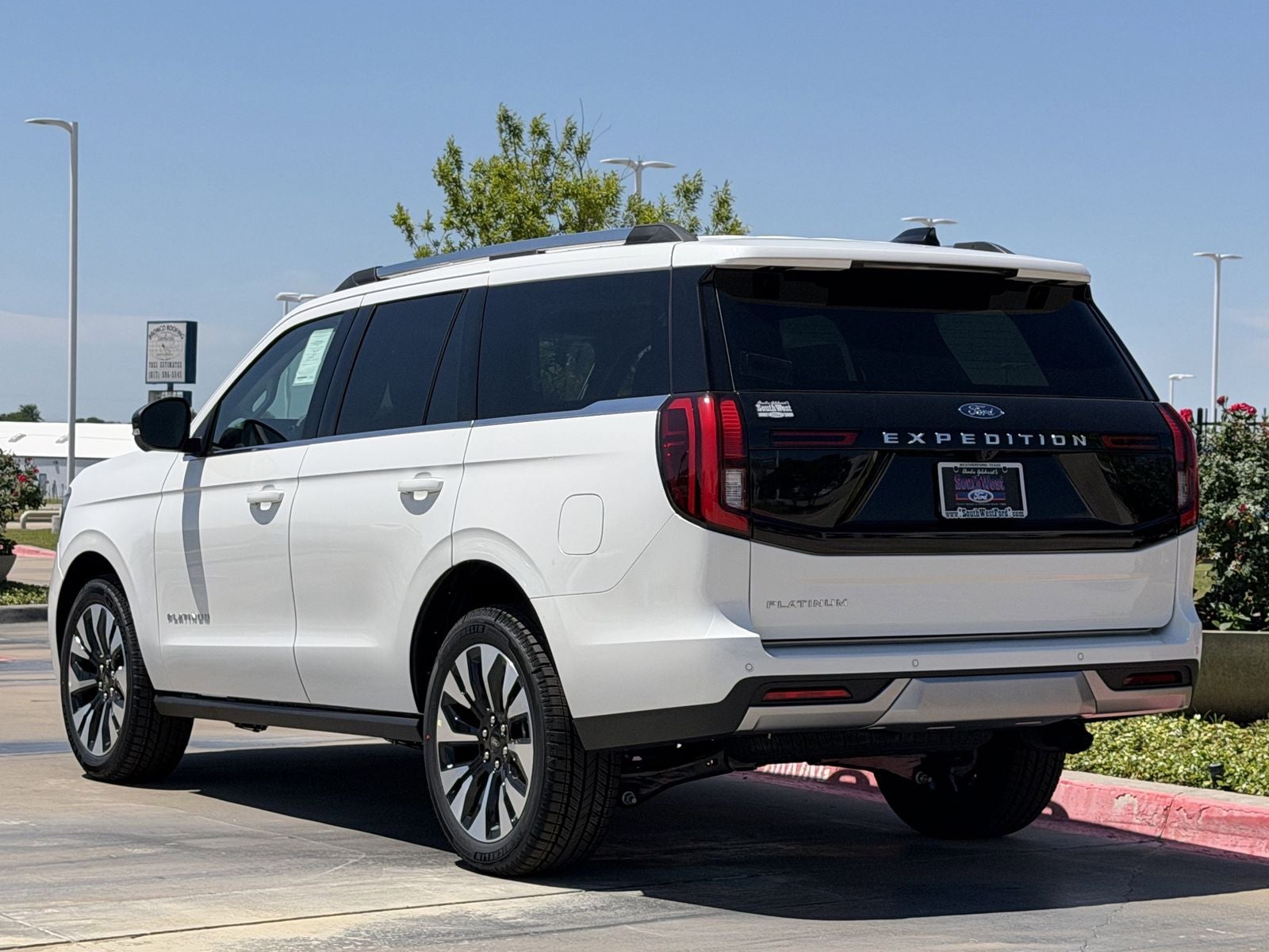 2026 Ford Expedition Platinum®